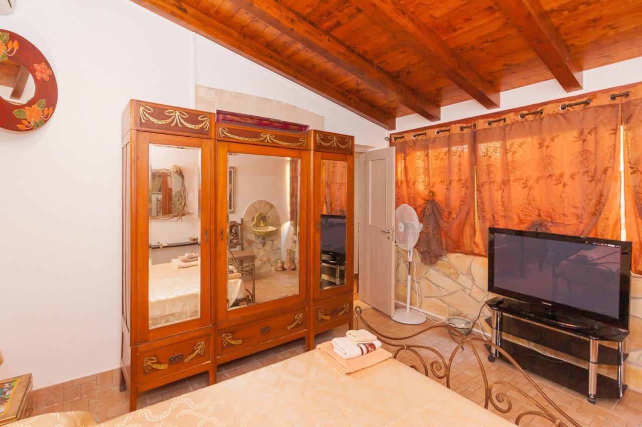 B&B L'Infiorescenza New Siraküza Dış mekan fotoğraf